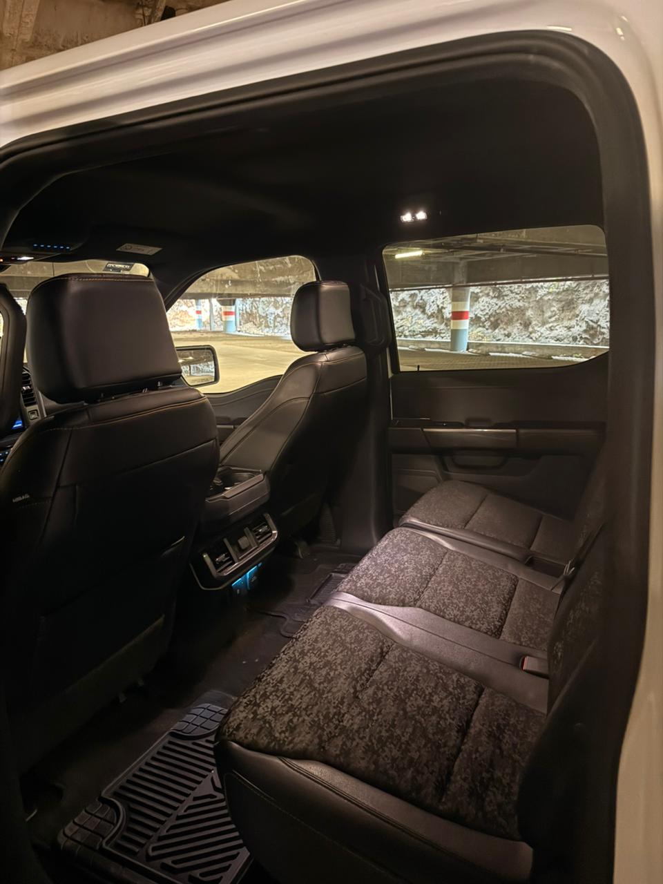 
								2023 F-150 Tremor completo									