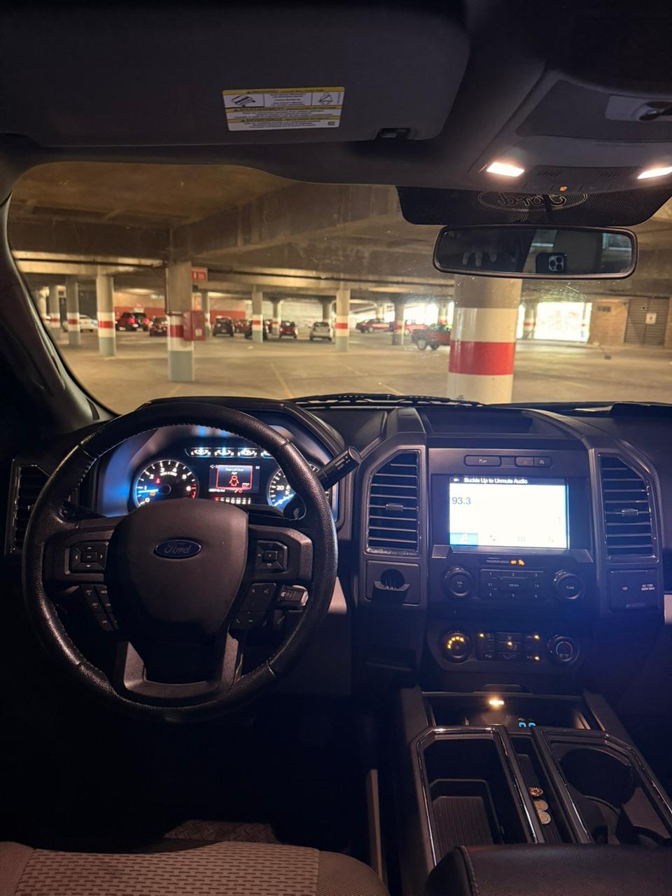 
								F-150 XLT completo									
