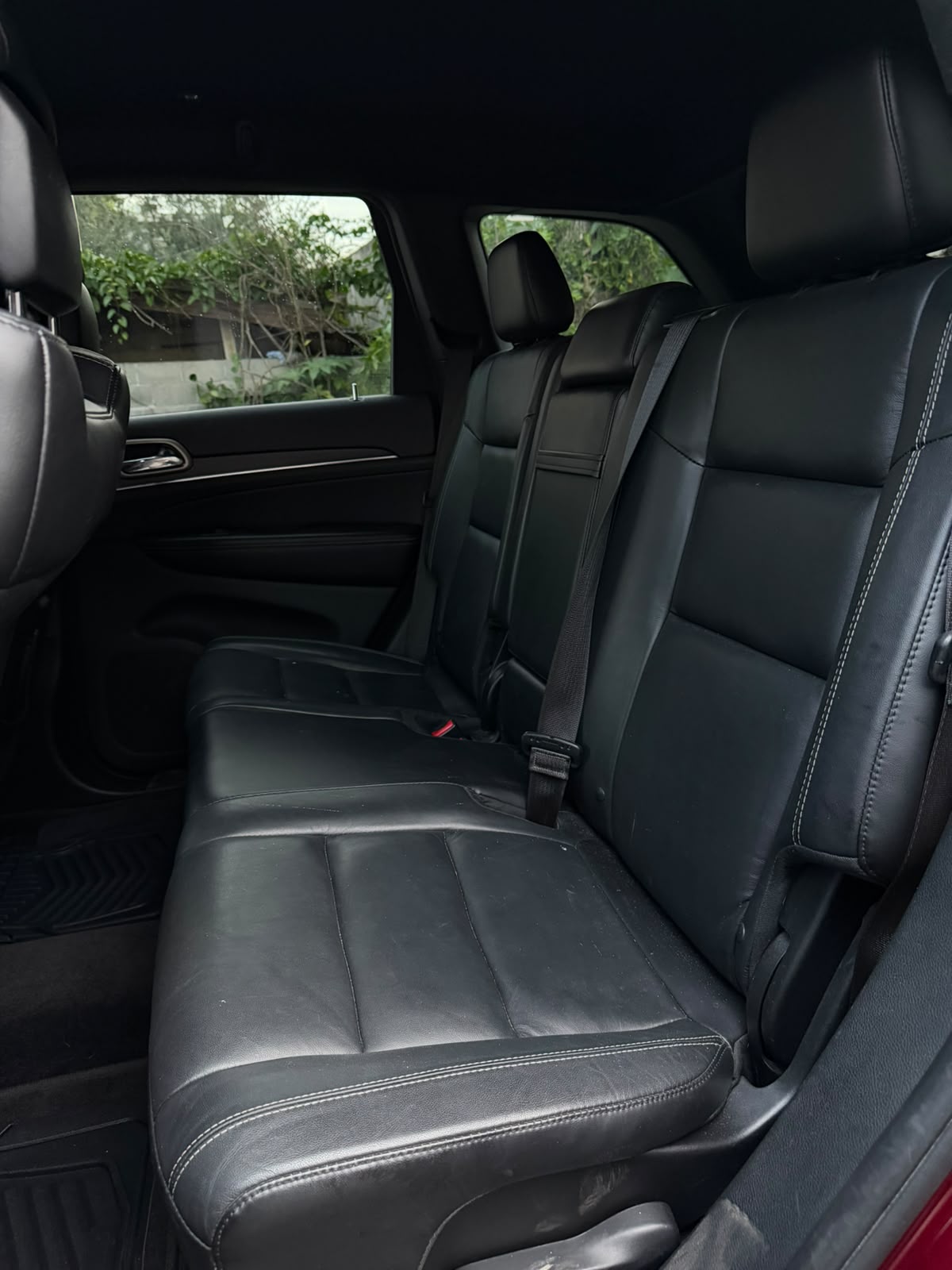 
								Jeep Grand Cherokee Limited 2017 completo									