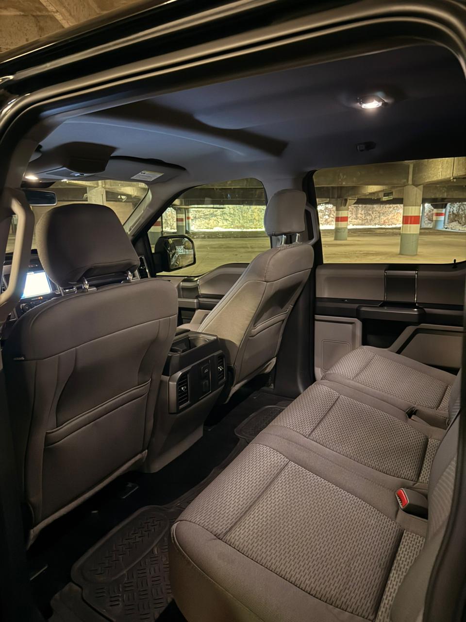 
								F-150 XLT completo									