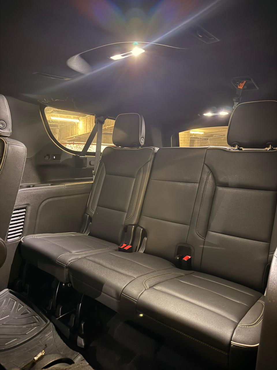 
								Chevrolet Suburban Premier 2023 III Plus completo									