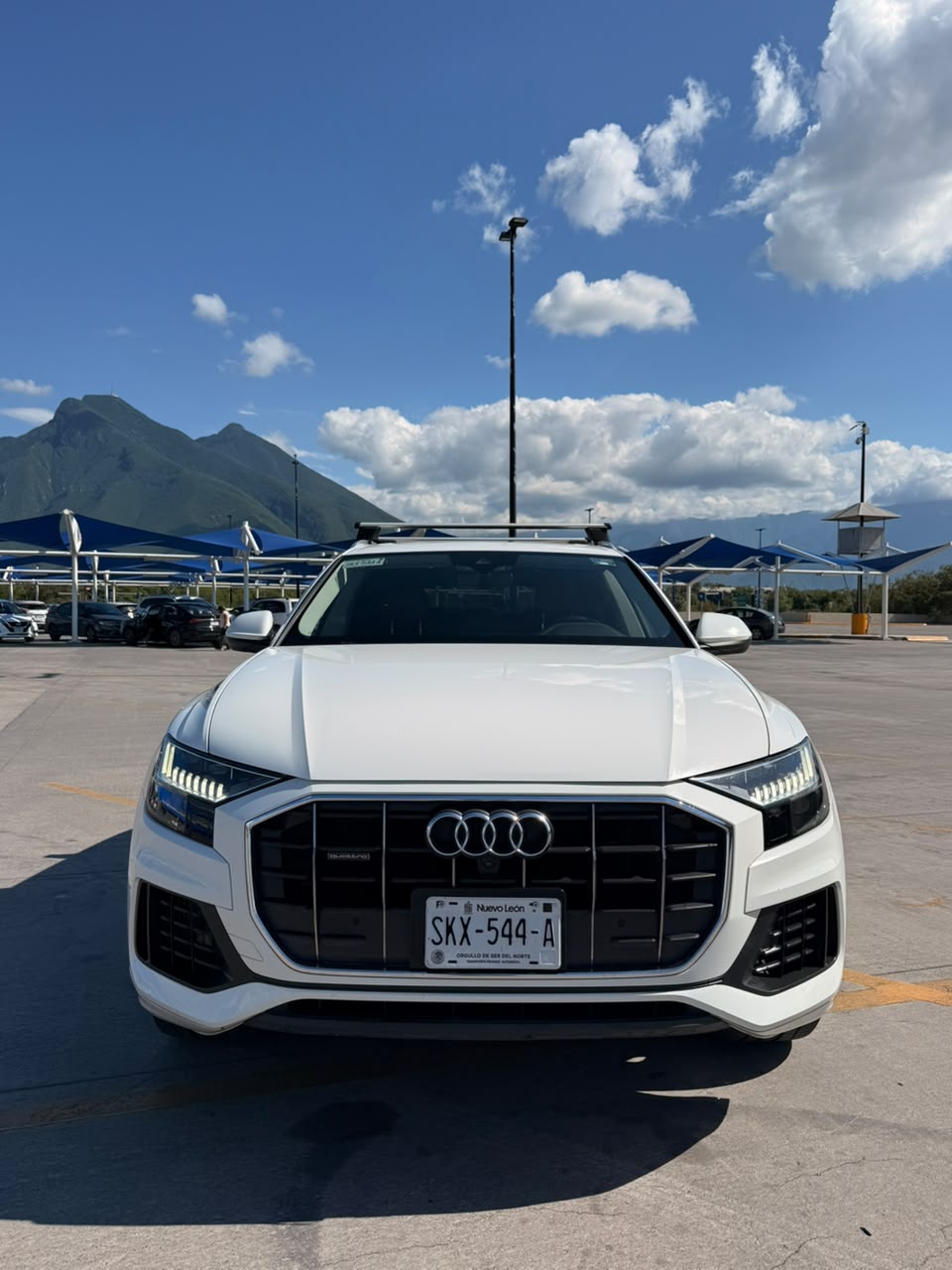 
								Audi Q8 Elite 2020 completo									