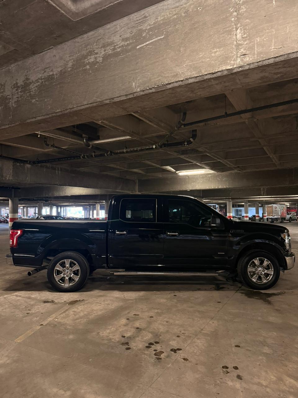 
								F-150 XLT completo									