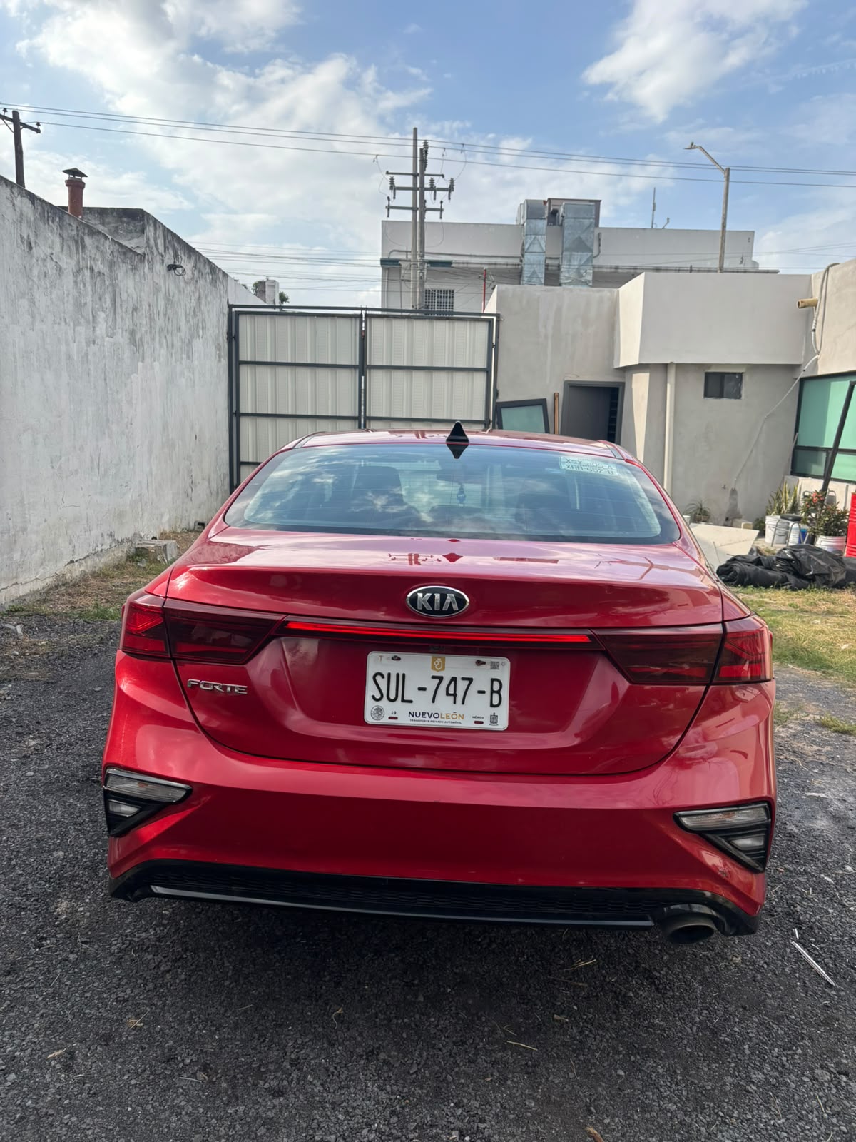 
								Kia Forte LX 2020 completo									