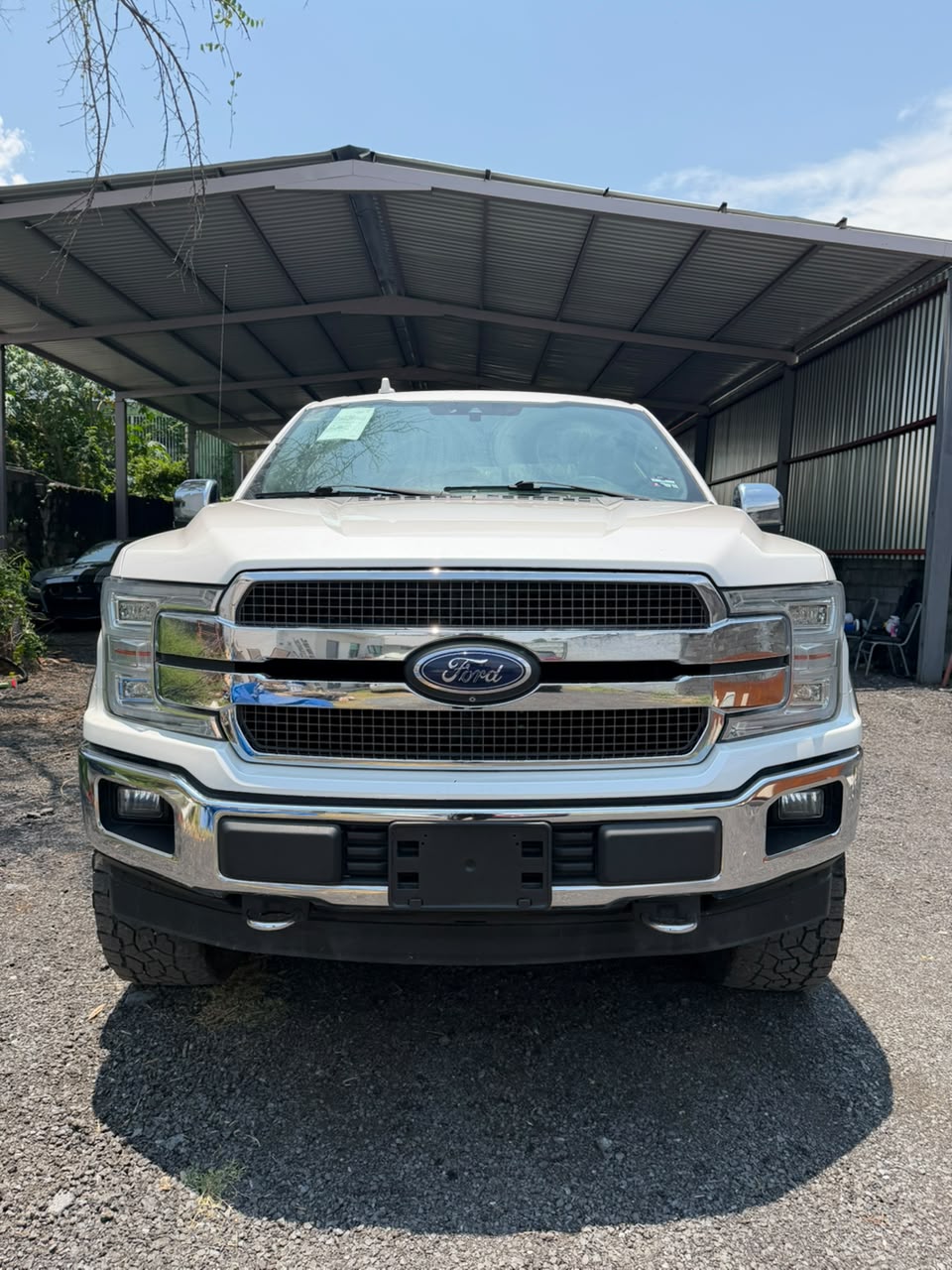 
								Ford F-150 King Ranch 2018 completo									