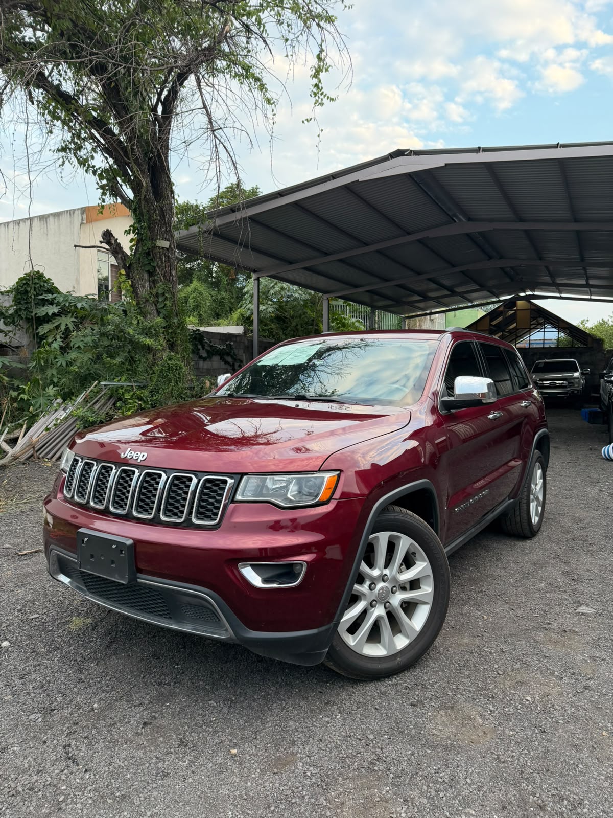 
								Jeep Grand Cherokee Limited 2017 completo									