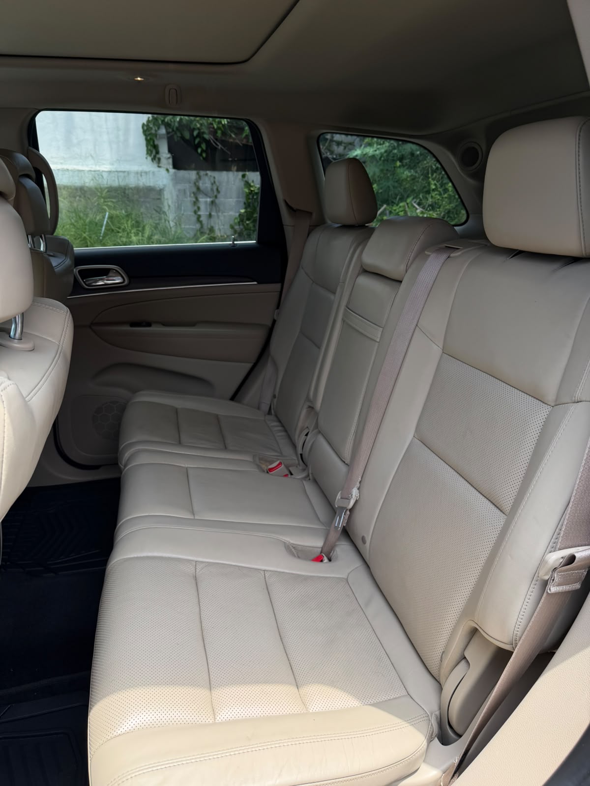 
								Jeep Grand Cherokee Limited 2017 completo									