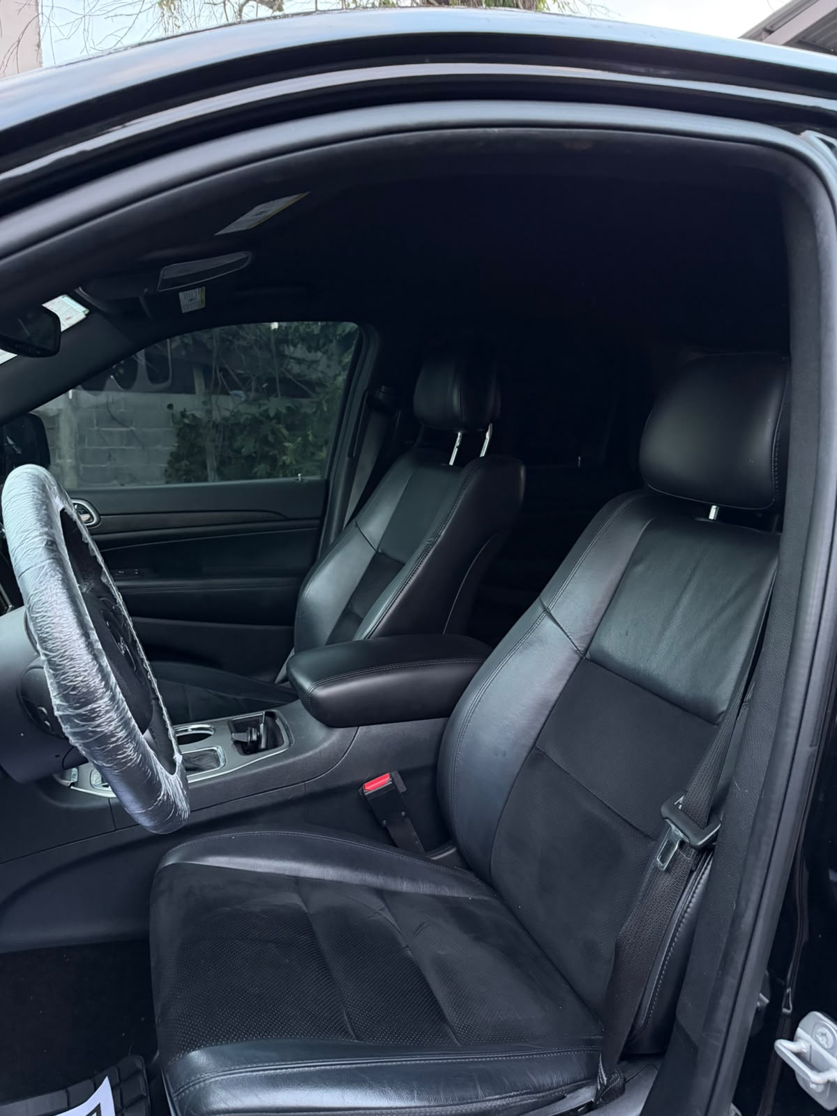 
								Jeep Grand Cherokee Altitude 2018 completo									