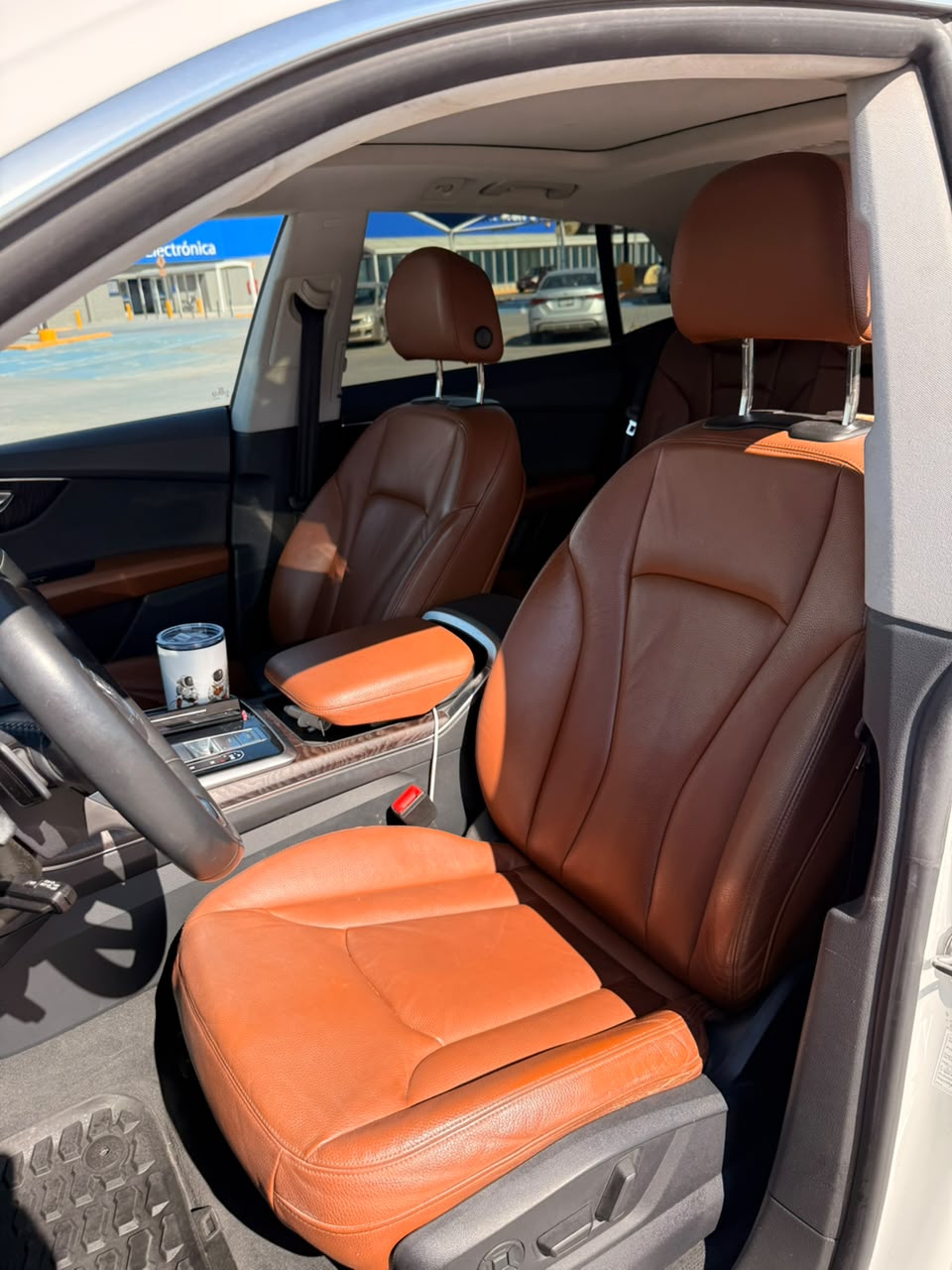 
								Audi Q8 Elite 2020 completo									